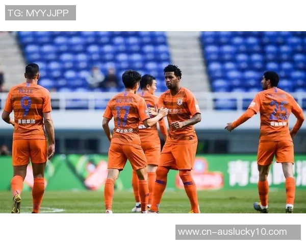 鲁能再遭亚足联重罚危机亚冠退赛事件引发广泛关注与讨论